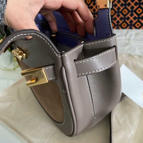 New, lee radziwill suede frame small saddlebag  (clam shell color) - Picture 11 of 17